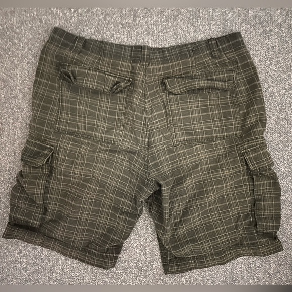 Green Cargo Shorts - Picture 2 of 2